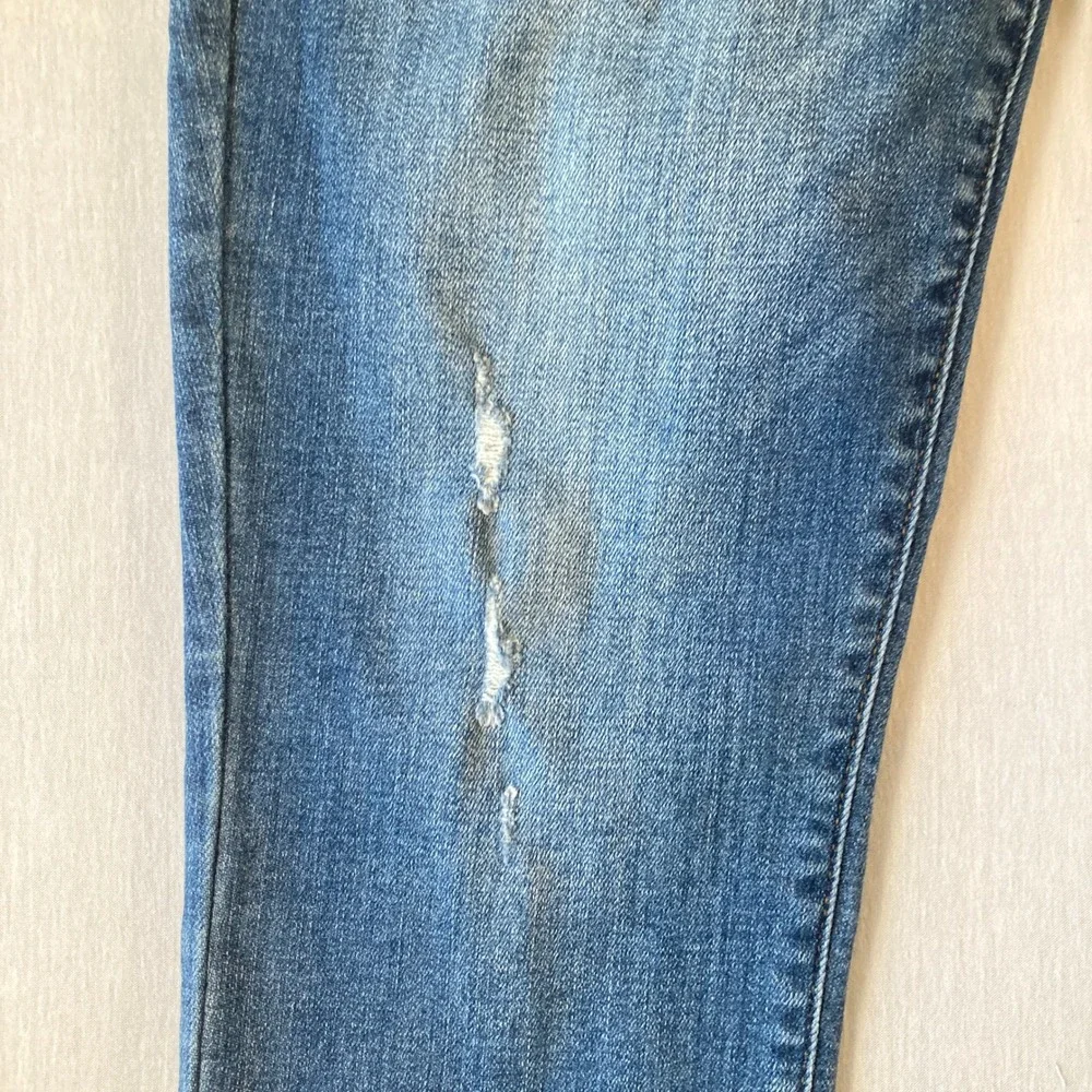 Judy Blue Women 14W Capri Fit Jeans Distressed Medium Wash 20